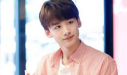 娱乐圈吃瓜罗云熙李兰迪,吃瓜群众热议不已